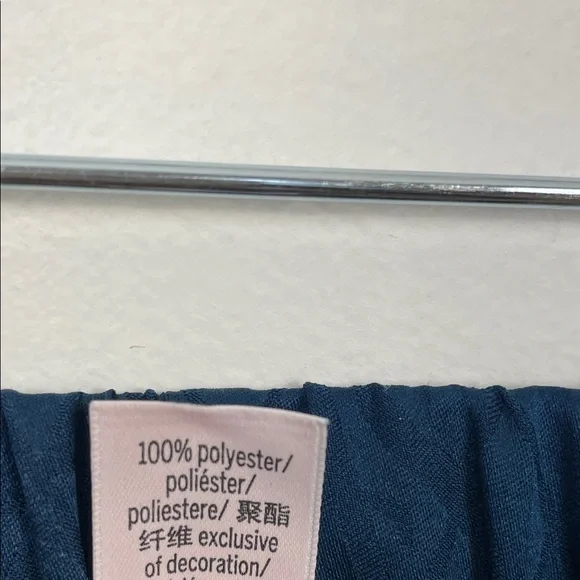 Victoria's Secret Satin 2 PC Short Pajama Set Women L Navy Blue Allover VS Logo - Picture 9 of 10